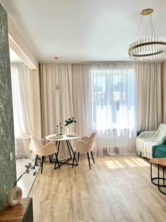 Дизайнерская двушка в центре