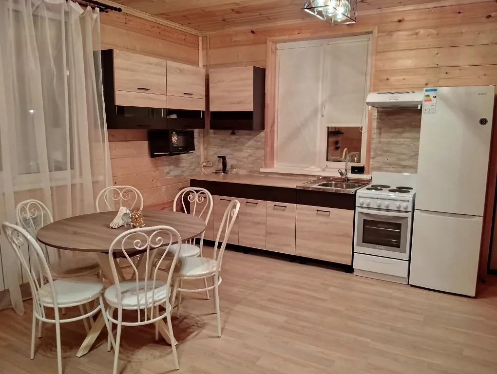 Коттедж Теплый и уютный дом в тихом месте для проживания всей семьи — Соловеново