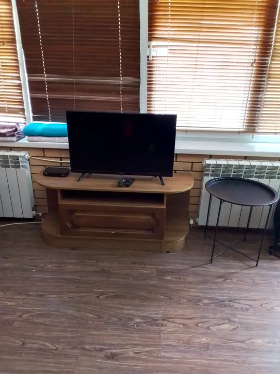 Домик с двором и мангалом