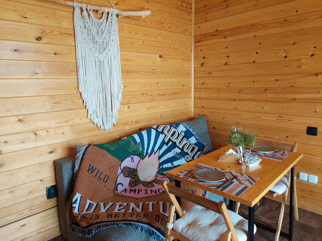 Уютный домик с сауной и мангалом на берегу Ангары