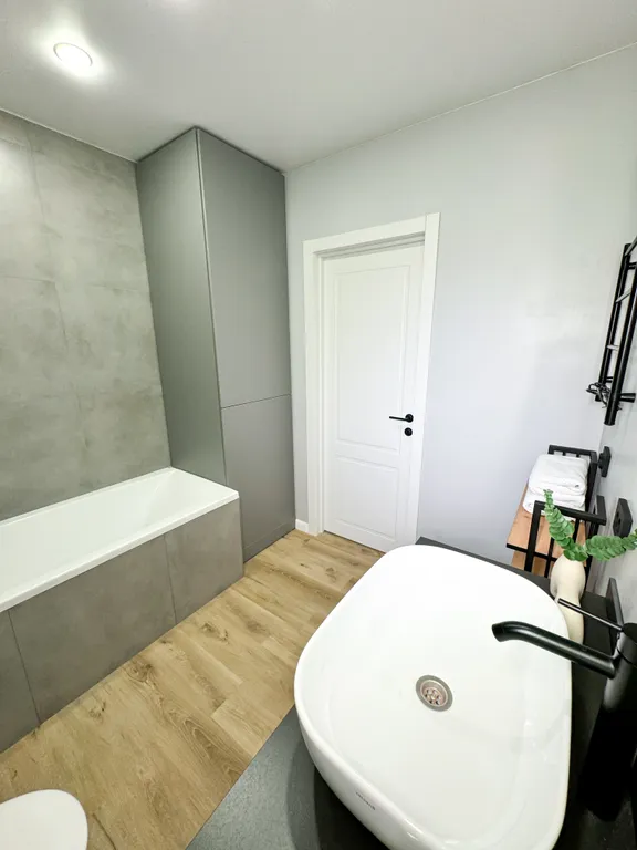 Студия в центре города с видом на набережную