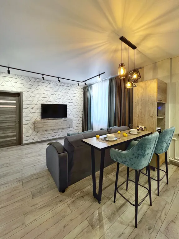 Шикарная двухкомнатная квартира в самом центре города