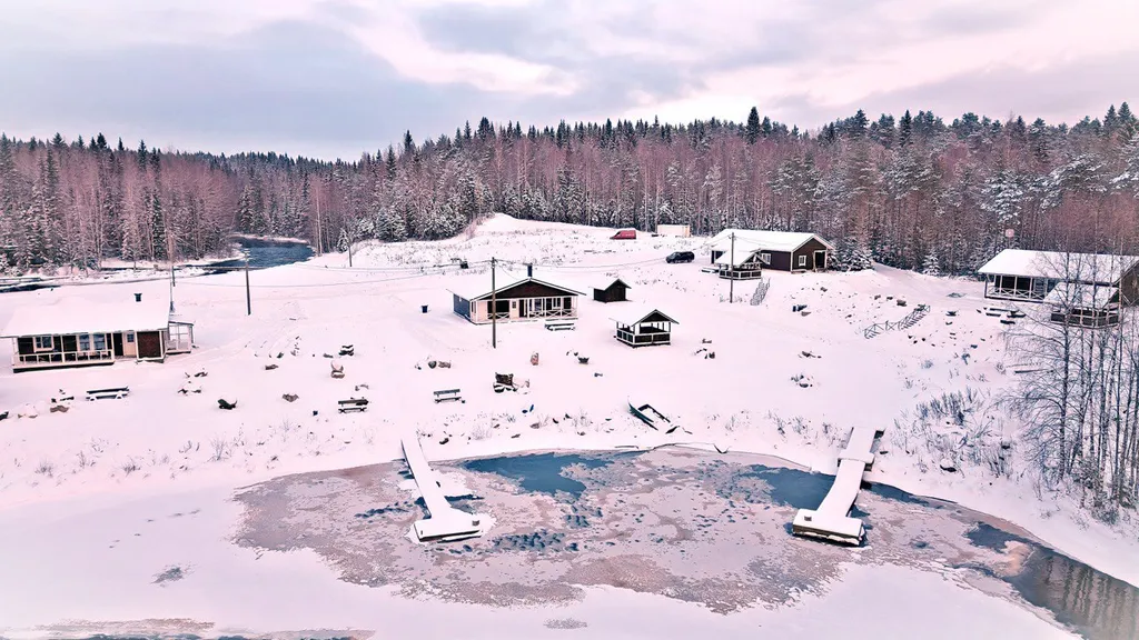 Дом у реки с сауной