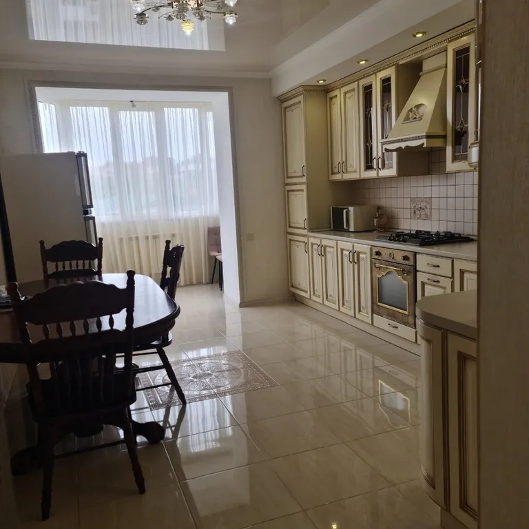 Шикарная квартира с роскошным видом на горы