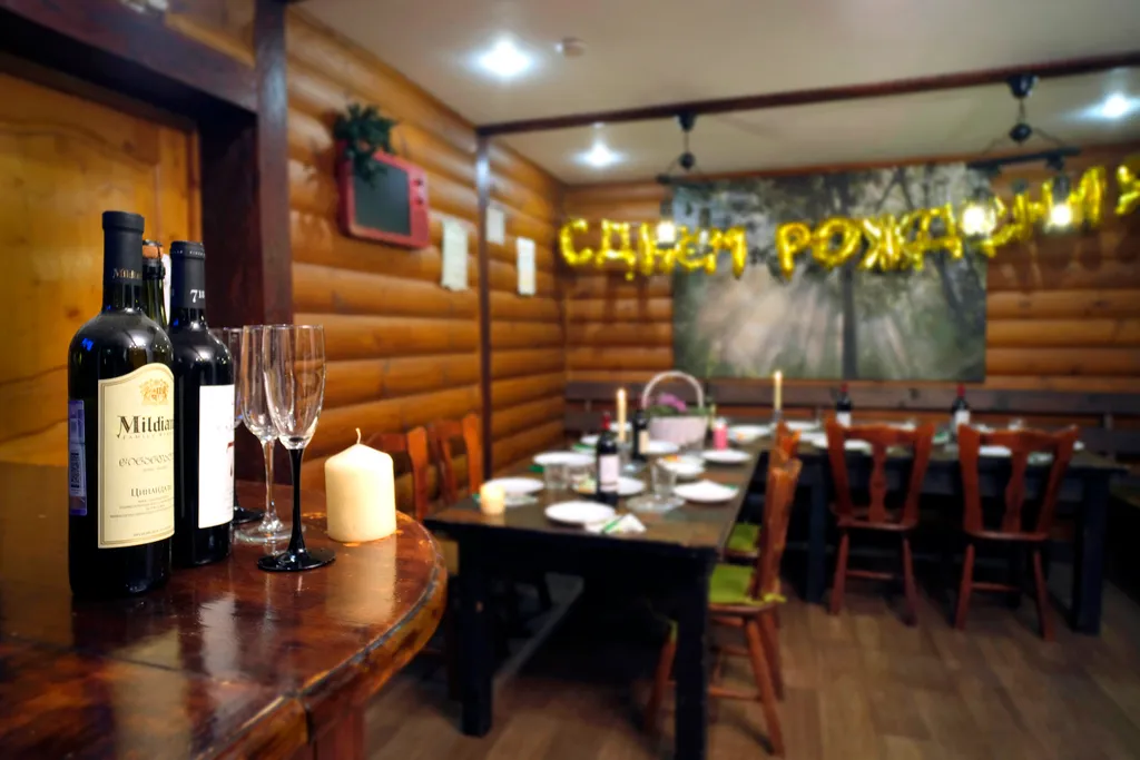 Уютный дом с тёплым бассейном и без подводных камней