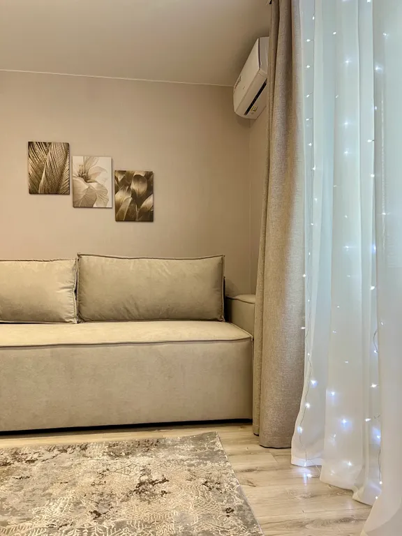 Светлая, теплая, просторная, уютная квартира в самом центре поселка