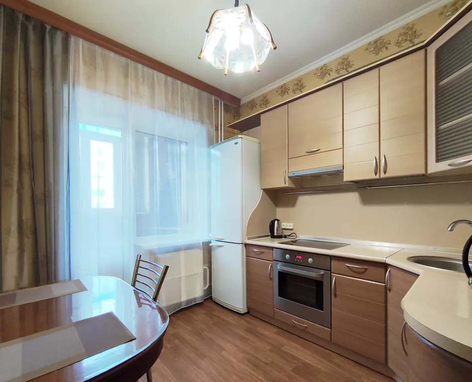 Уютная квартира в центре города — аренда посуточно в Сургут