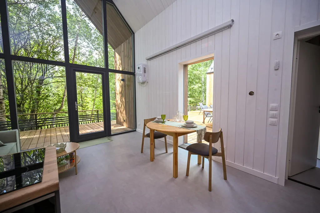 Дуплекс Mix 150 Хаку и Тихиро на две семьи среди леса