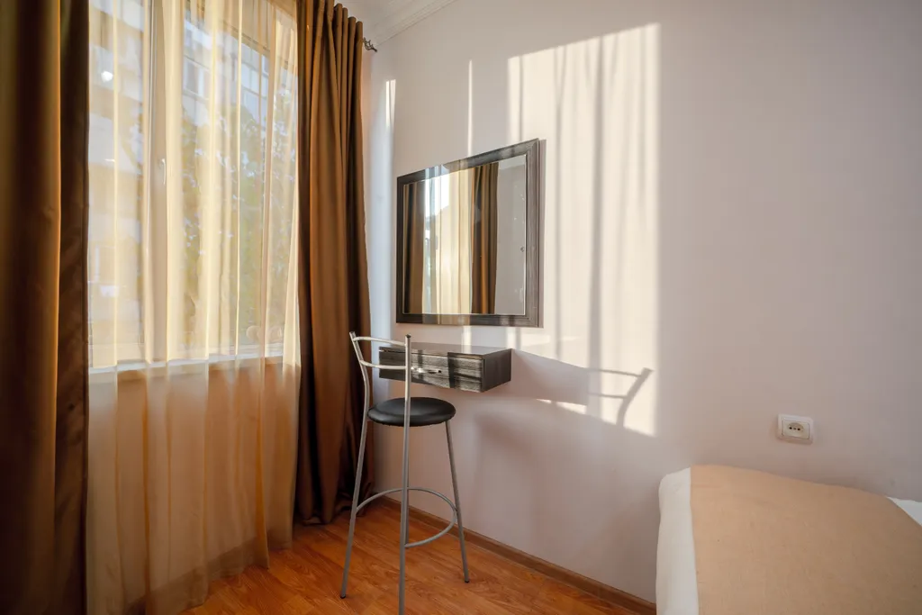 Квартира Апартаменты комфорт и уют в городе — Ереван