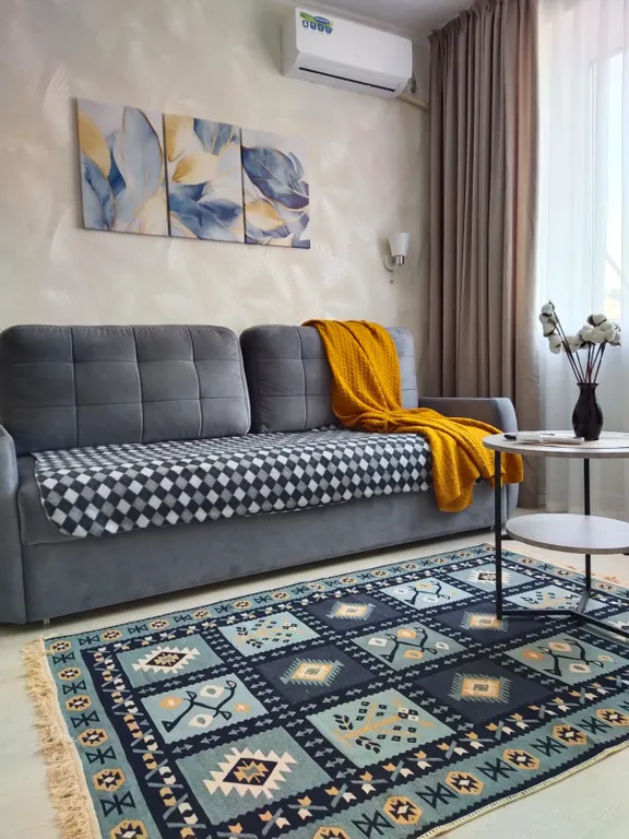 Квартира Уютная квартира с новым ремонтом в центре — Элиста