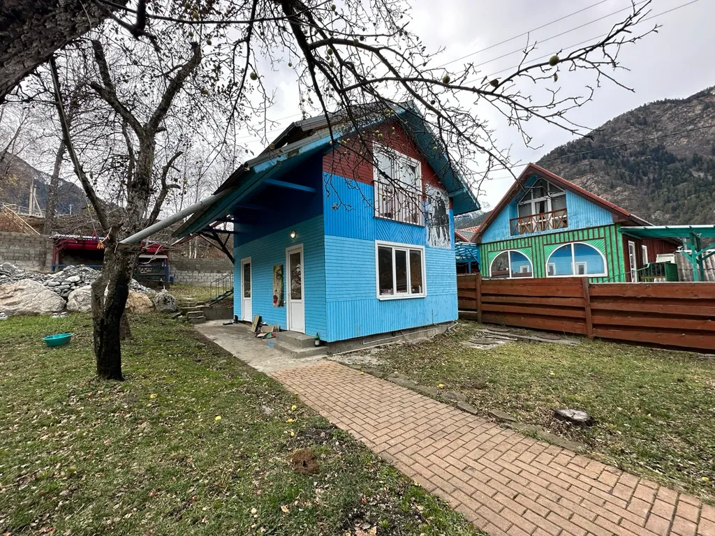 Синий домик