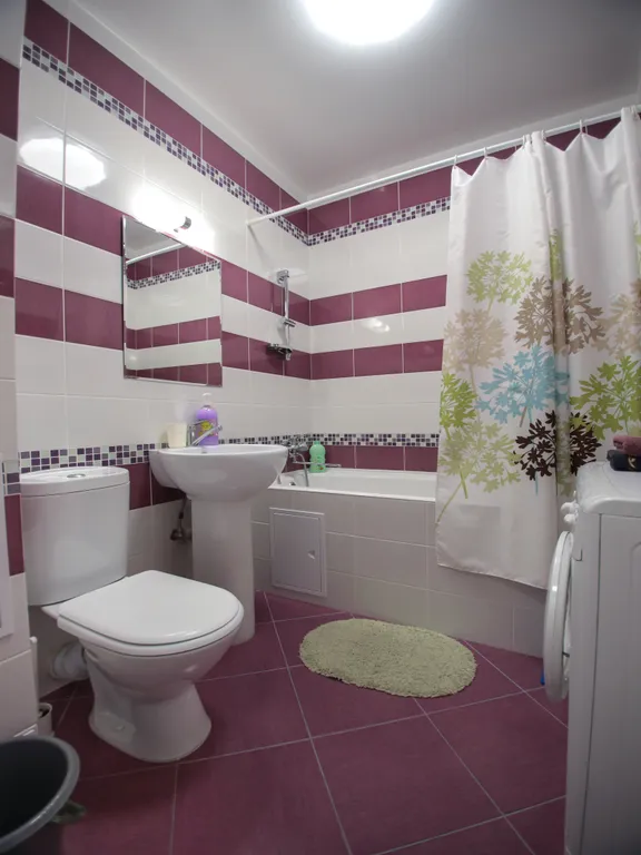 Апартаменты у метро Студенческая и возле центра Нейрохирургии