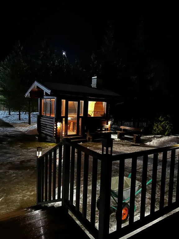 Коттедж Уютный коттедж у озера Донцо,Баня.Гриль-домик.Памятник природы. — Волосово