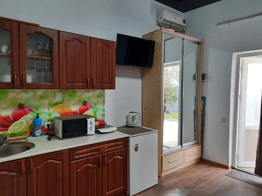 Квартира Апартаменты возле моря — Полюшко