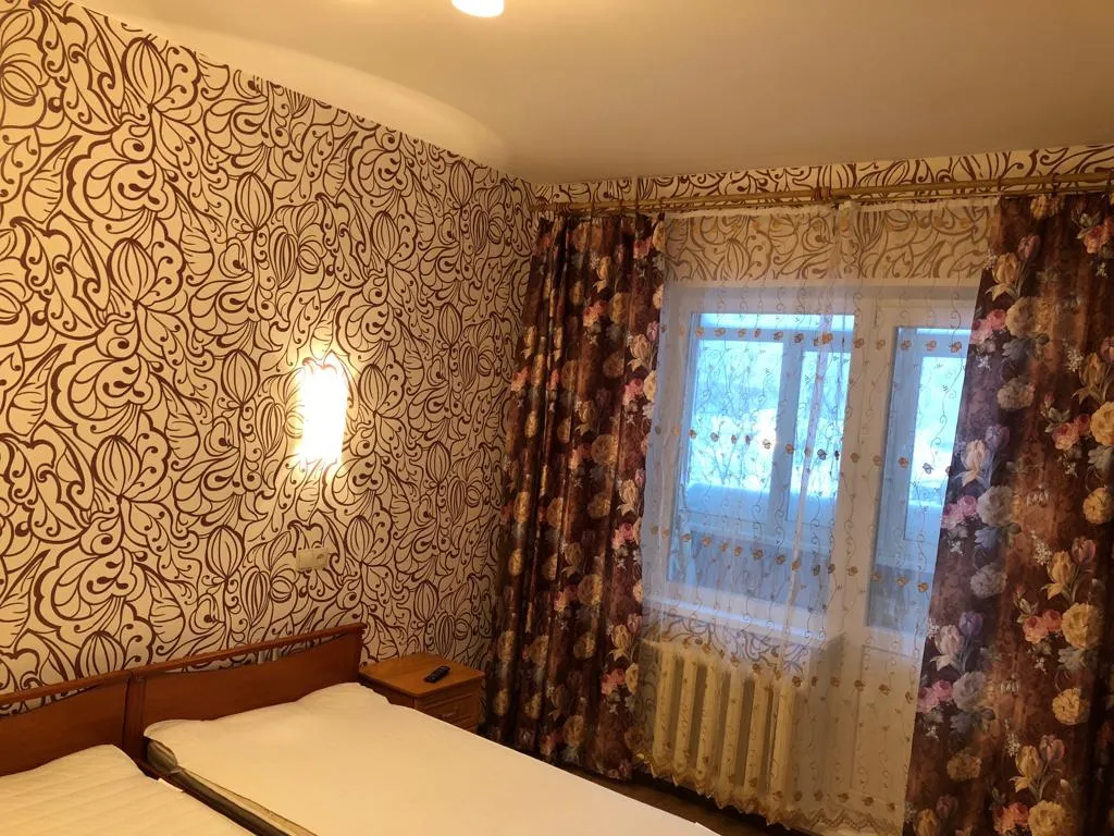 3-комнатная Квартира — аренда посуточно в Кировск