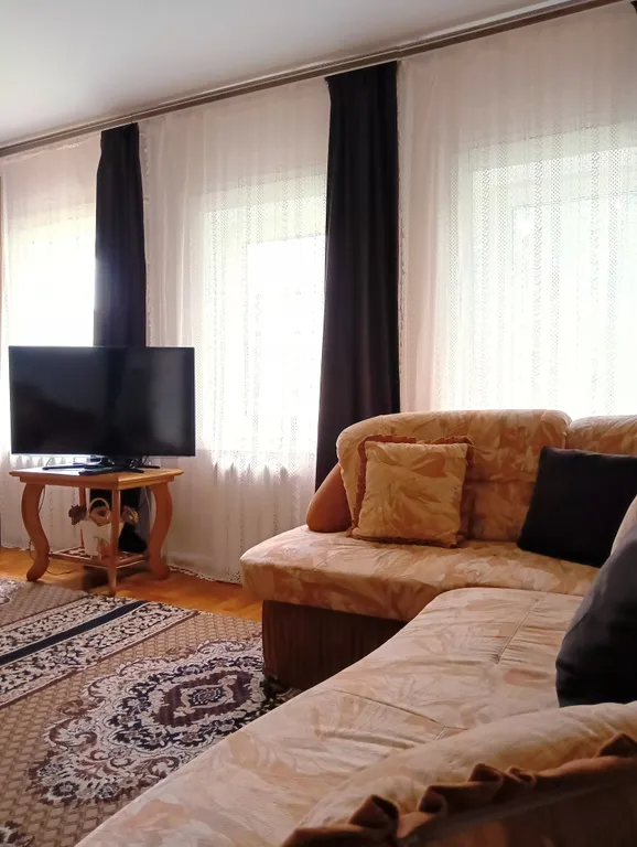 Домик с баней и фурако и барбекю на территории в 10 минутах от центра