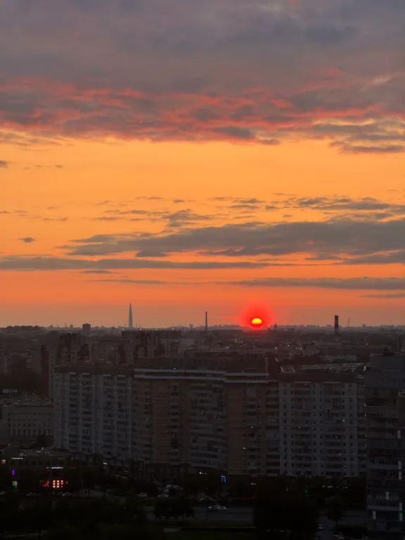 Уютная видовая квартира вблизи метро Проспект Славы