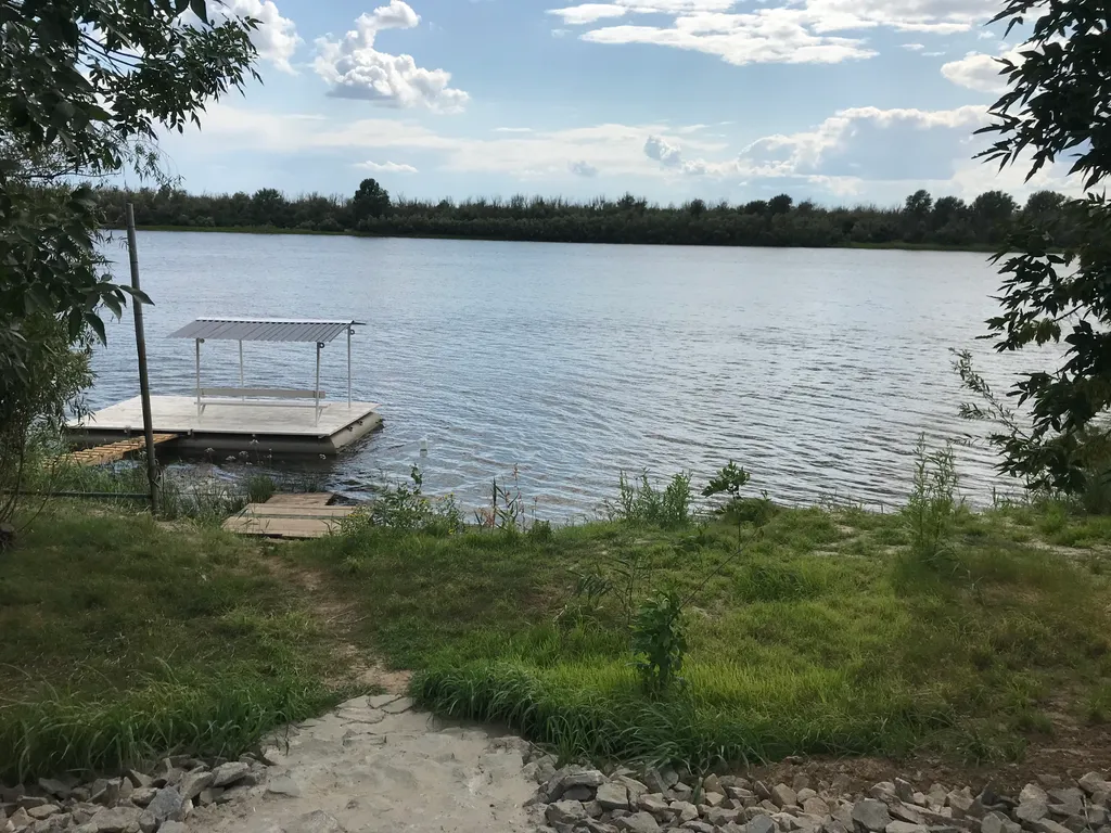 Дача Демьяна на берегу Волги