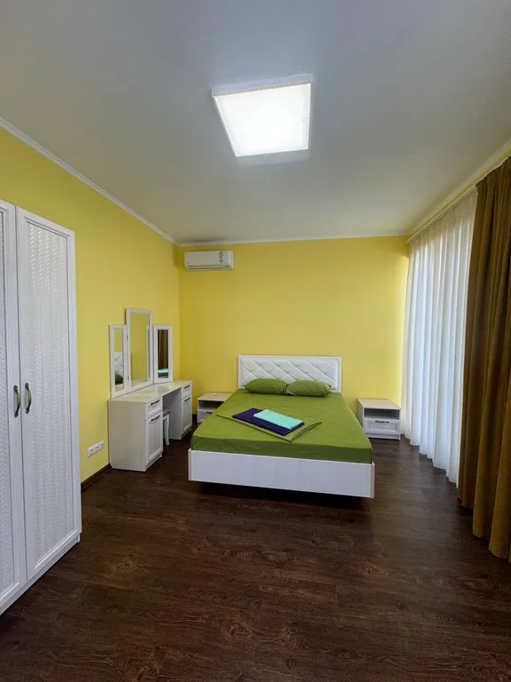 Дом Полюшко с бассейном