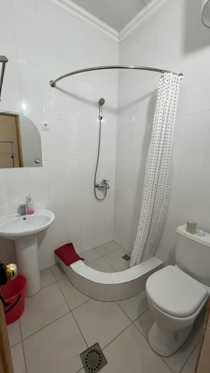 Квартира Квартира Трёхместный номер с видом на море — Гагра