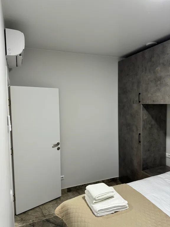 Tropical garden apartments