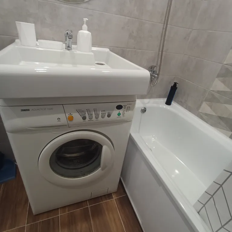 Студия с видом на две реки