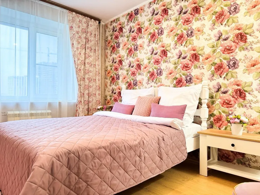 Двухуровневая квартира, бильярд в подарок