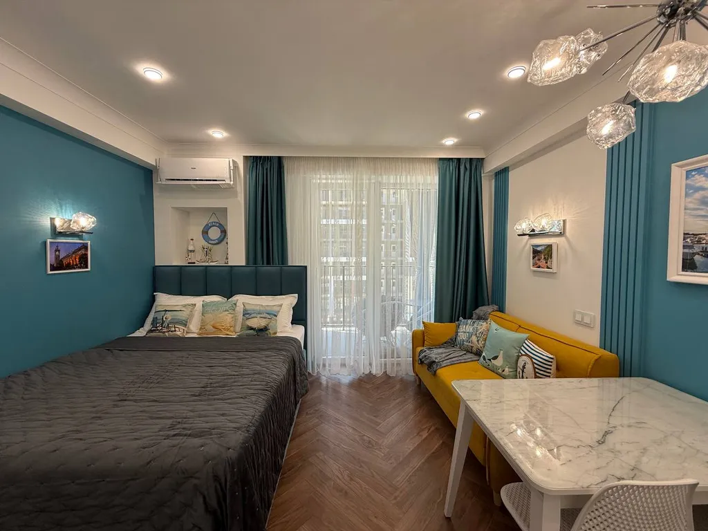 Морская симфония - уютная студия с видом на море и открытым бассейном