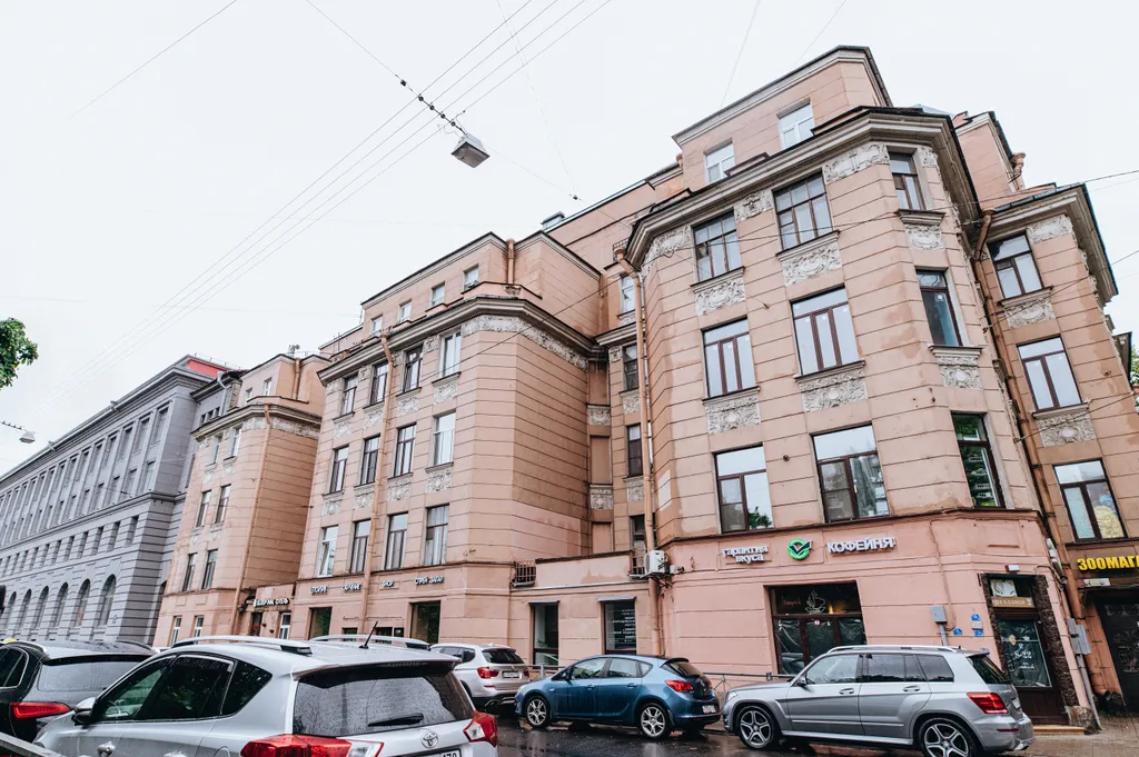 Квартира 3-комнатная квартира с новой мебелью и техникой в историческом центре — Санкт-Петербург