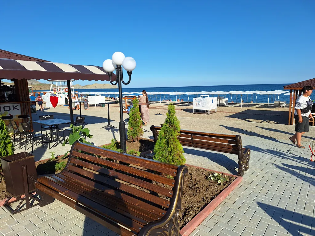 Двухуровневый номер для большой семьи