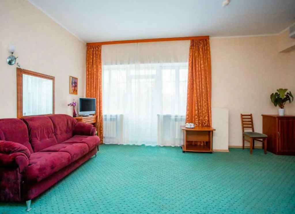 Просторный номер на первой линии у моря