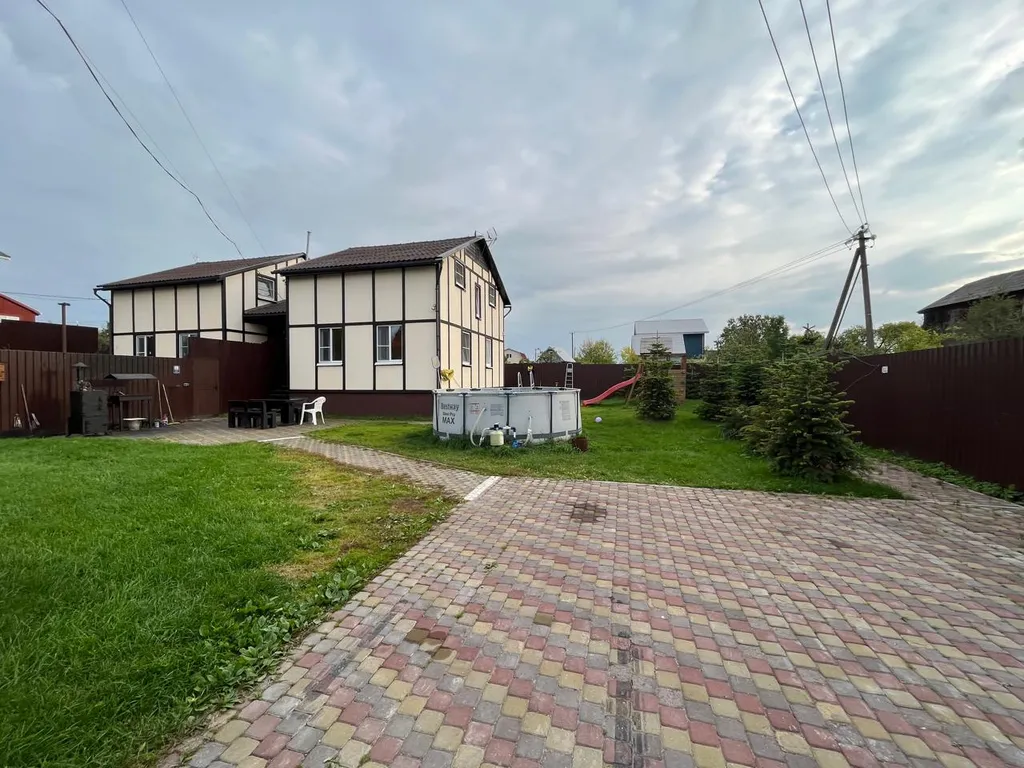 Коттедж Домики у озера Красно село — Красное Село