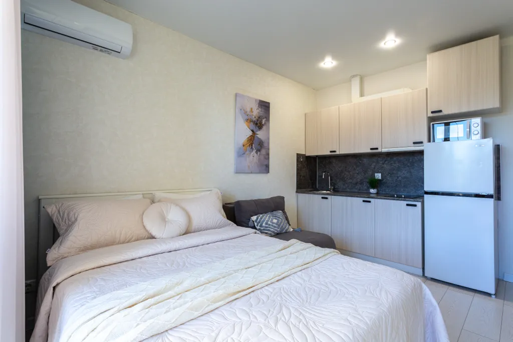 Уютная студия Каравелла 23 с балконом у моря