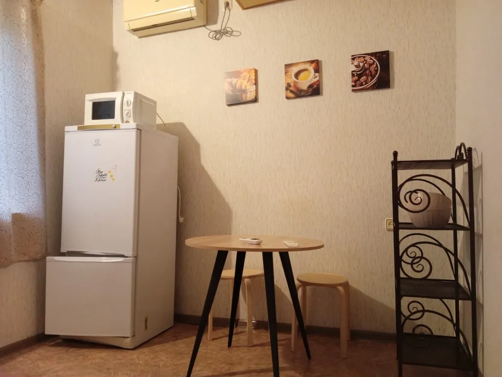 Коттедж Частный домик с беседкой рядом с береговой линией — Ялта