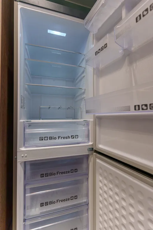 Умная двухкомнатная квартира от YoZu рядом с парком Галицкого