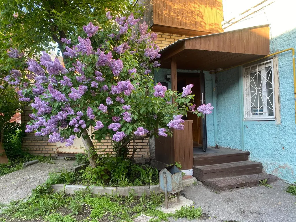 Уютный дом в центре города