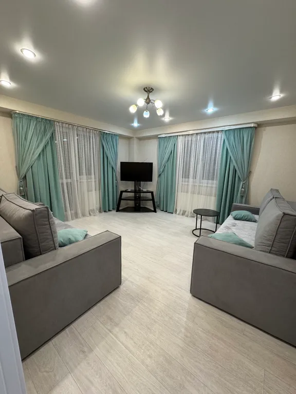 Красивая квартира в центре с хорошим видом из окна