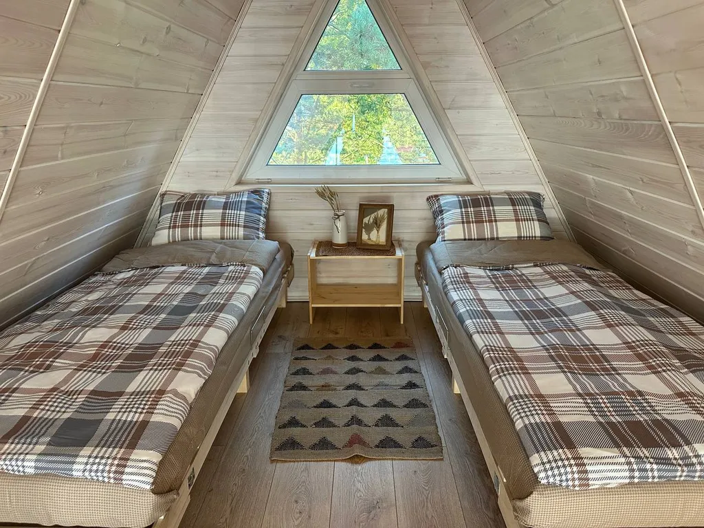 Афрейм на берегу озера Селигер с банным чаном