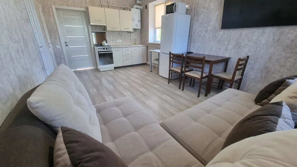 Дом под ключ у моря в пригороде Евпатории с отдельным двором