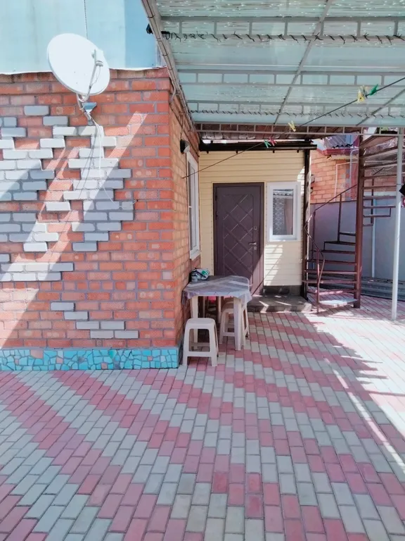 Уютный дом в хорошем районе