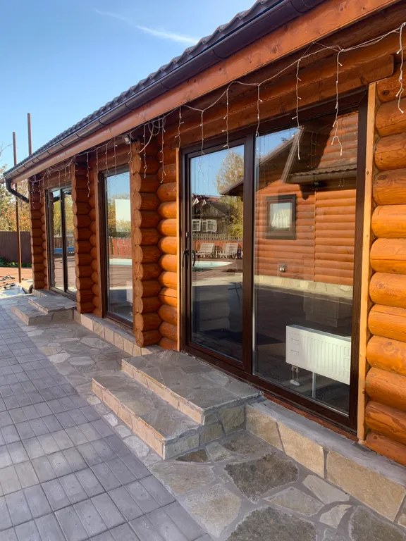 Аквамарин - гостевой комплекс с подогреваемым бассейном