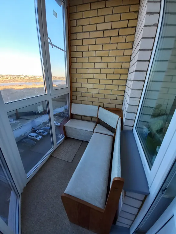 Апартамент как дома с видом на реку из окна