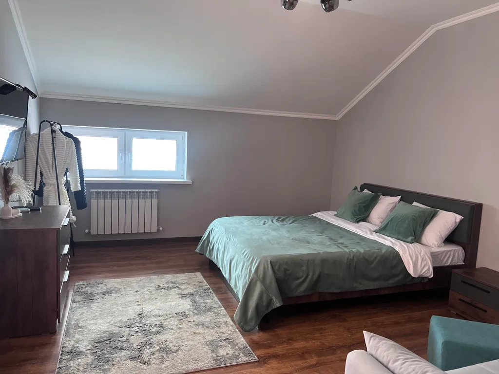 4-комнатный Дом