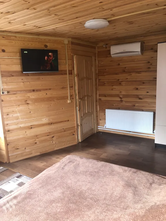 Уютный деревянный домик