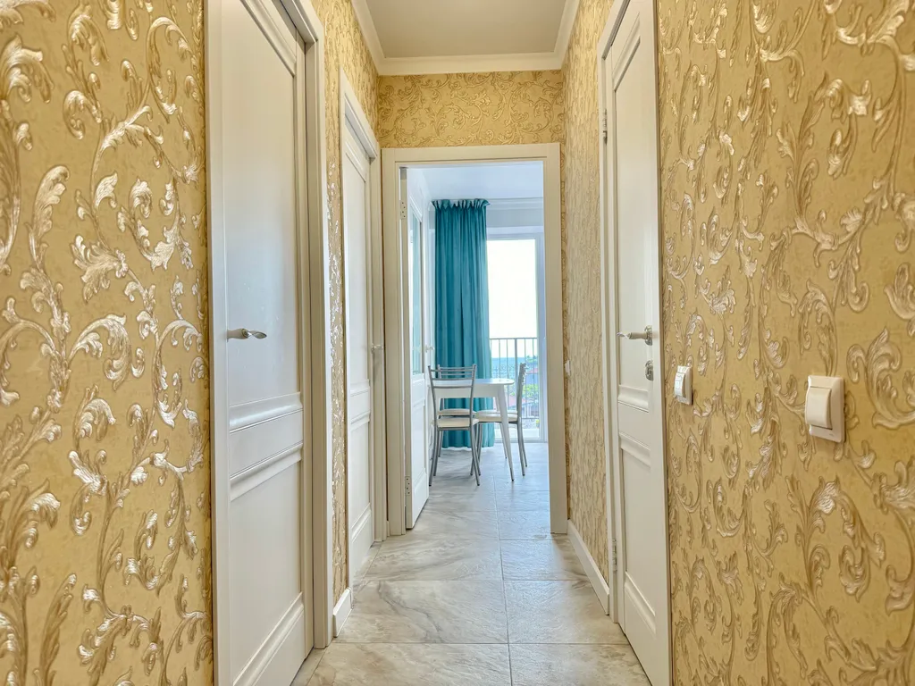 Двухкомнатная квартира с прямым видом на море