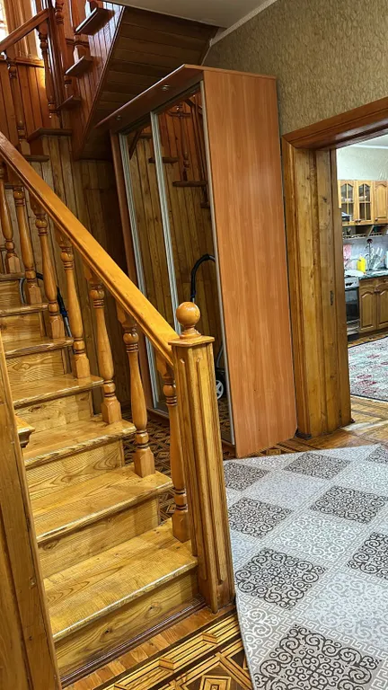 Уютный двухэтажный дом недалеко от моря