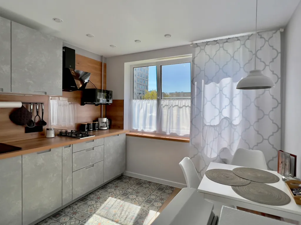 Атмосфера уюта в спальном районе с бесконтактным заселением