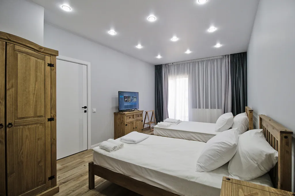 Двухэтaжный кoттeдж площадью 200