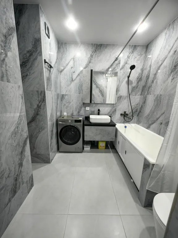 Евро 3х комнатная квартира рядом с площадью Победы и Горным воздух 5ми