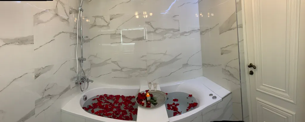 Дом в шаговой доступности от метро